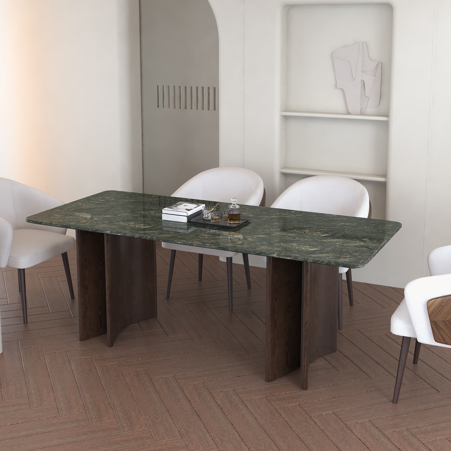 Aureila Table
